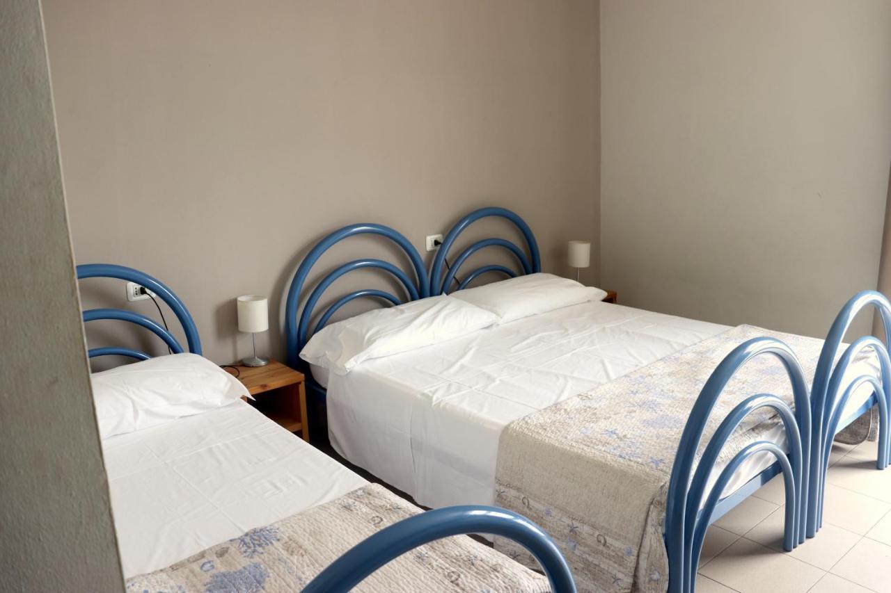 Ostello Del Porto Lovere Ngoại thất bức ảnh